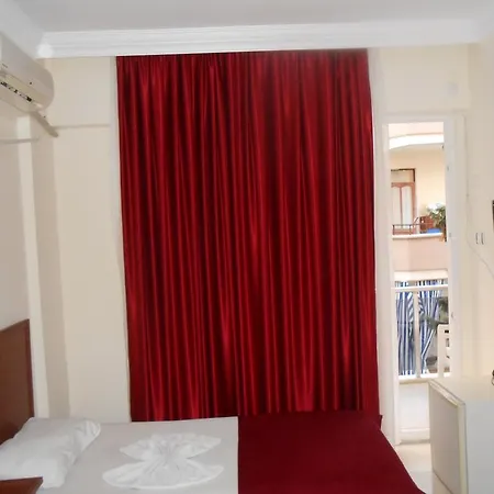 Demir Hotell