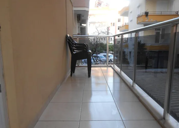 Demir Hotel 3*