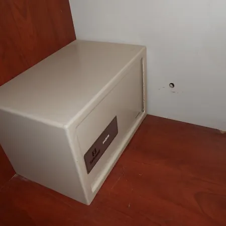 Demir Ξενοδοχείο