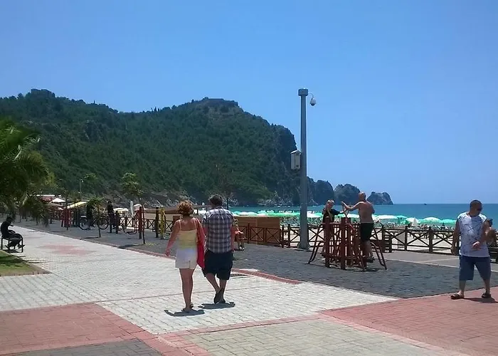 Hotel Demir