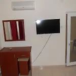 Demir ホテル 3*